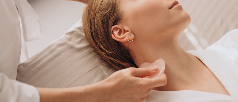 Chat Is the New Front Desk: How AI Handles All Your Spa Conversations